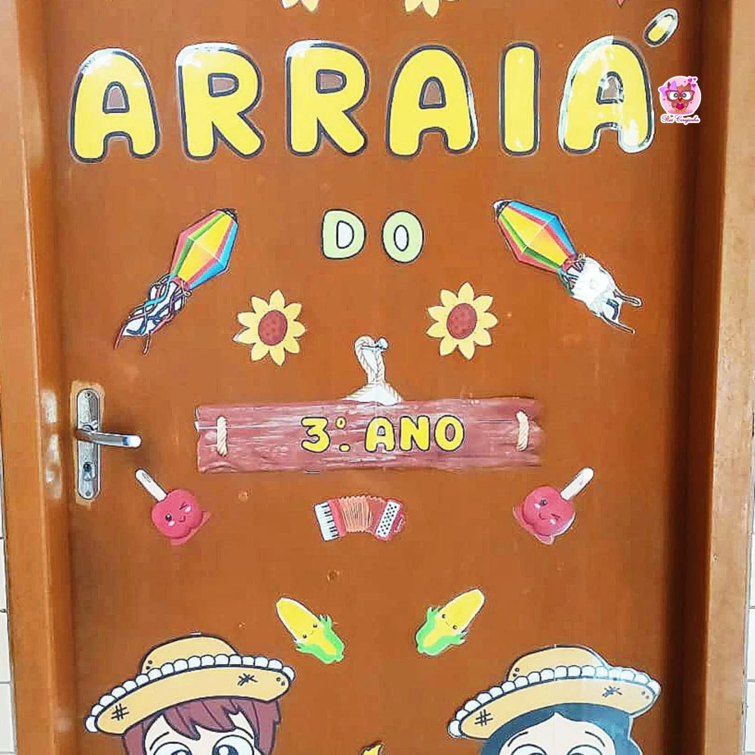 DECORAÇÃO DE PORTA JUNINA