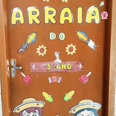 Rai Corujinha Recursos 32 DECORAÇÃO DE PORTA JUNINA