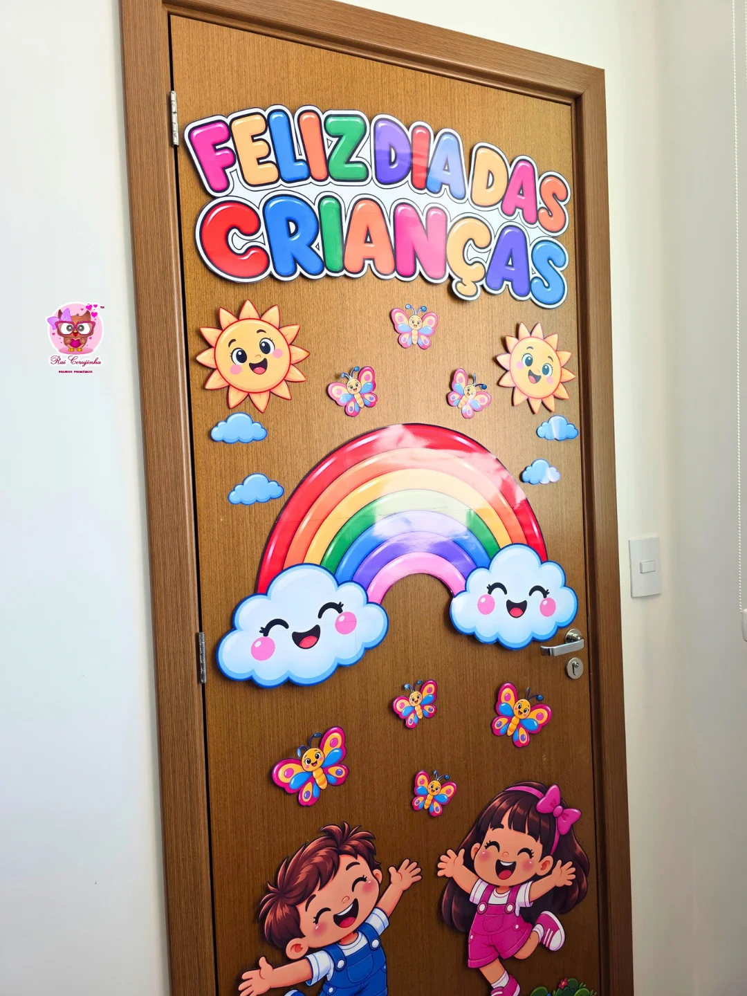 DECORAÇÃO DE PORTA ARCO-ÍRIS – DIA DAS CRIANÇAS 4 DECORAÇÃO DE PORTA ARCO-ÍRIS – DIA DAS CRIANÇAS