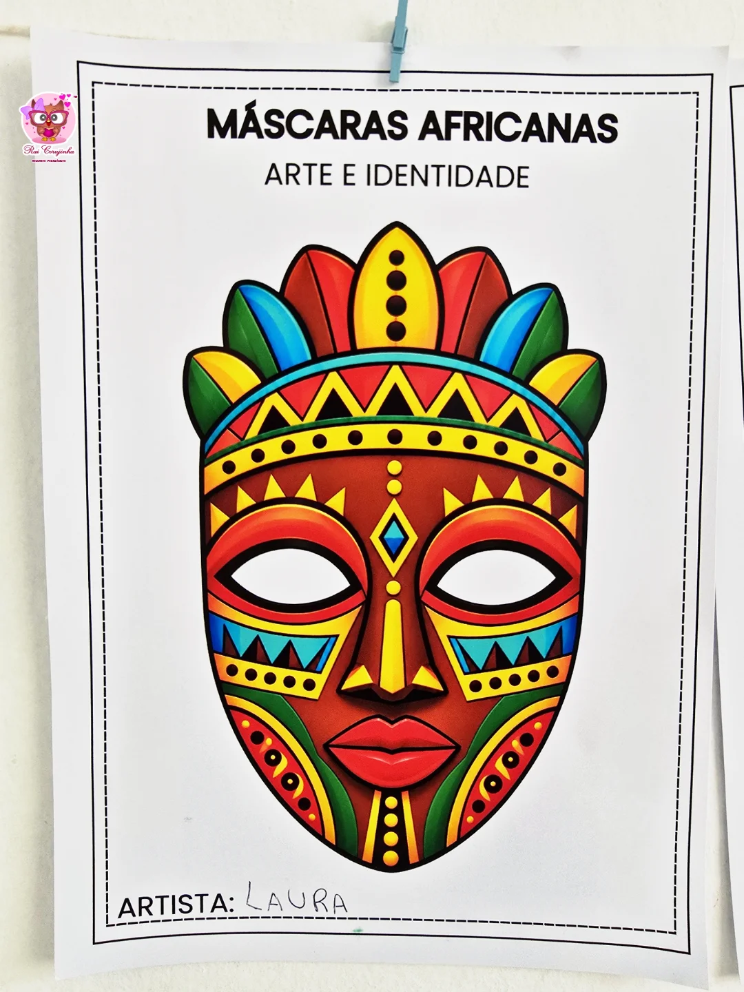 MURAL OFICINA DE MÁSCARAS AFRICANAS 6 MURAL OFICINA DE MÁSCARAS AFRICANAS