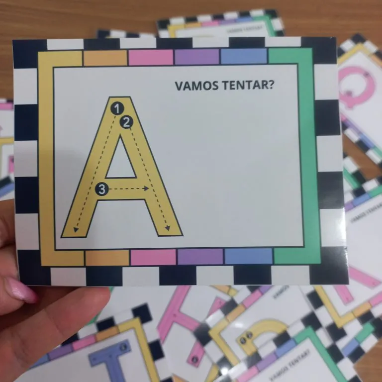 Rai Corujinha Recursos 22 TRAÇANDO AS LETRAS