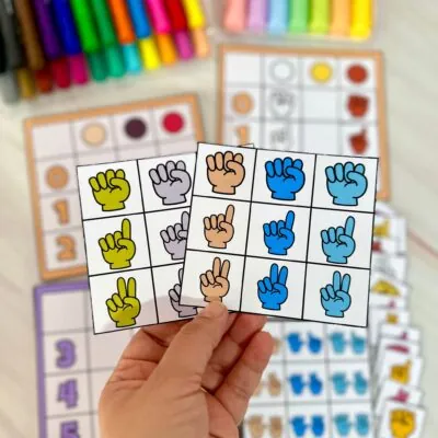 NÚMEROS E CORES